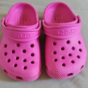 CROCS Kids Water Shoes - Vibrant Pink
